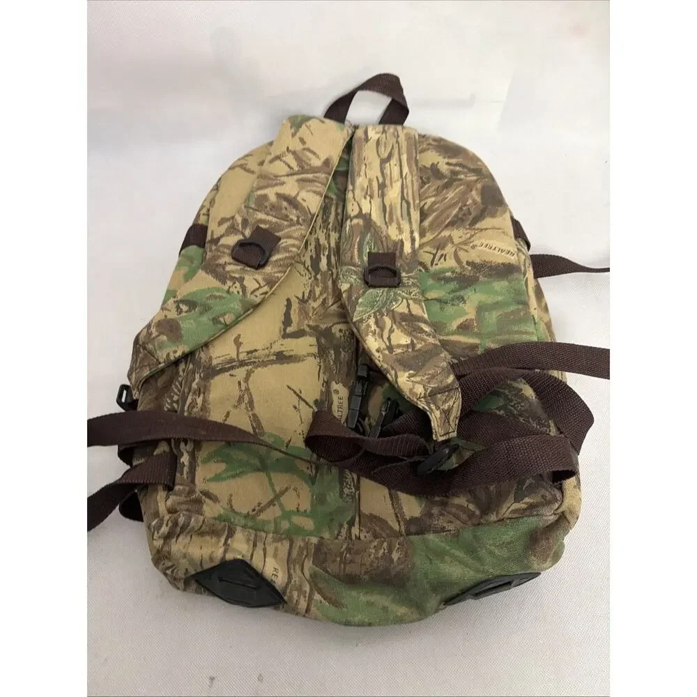 Vintage 90's Remington real tree camo hunting back pack